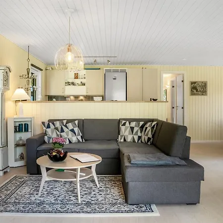 Gunhil - 200m From The Sea By Interhome Feriehus *