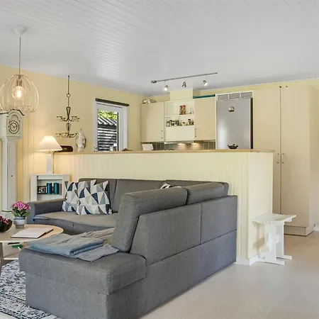 Vakantiehuis Gunhil - 200m From The Sea By Interhome Hals