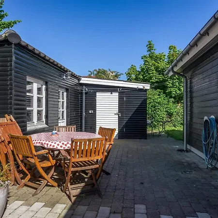 Gunhil - 200m From The Sea By Interhome Feriehus Hals
