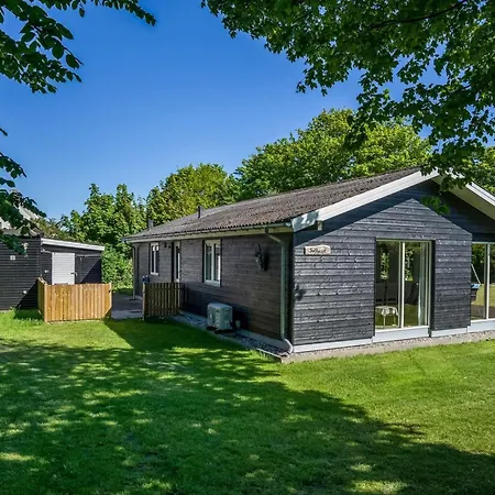 Vakantiehuis Gunhil - 200m From The Sea By Interhome Hals